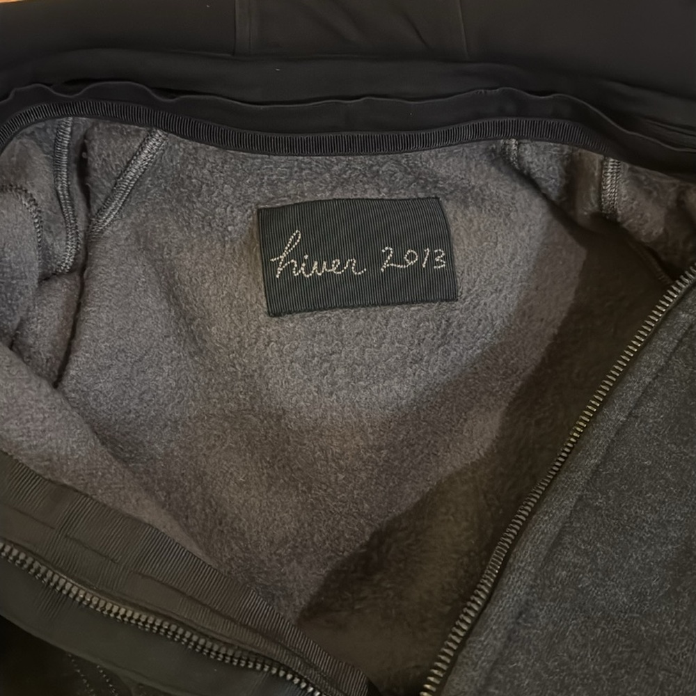 Lululemon Scuba Hoodie *Detachable Hood size 6 - Picture 11 of 16